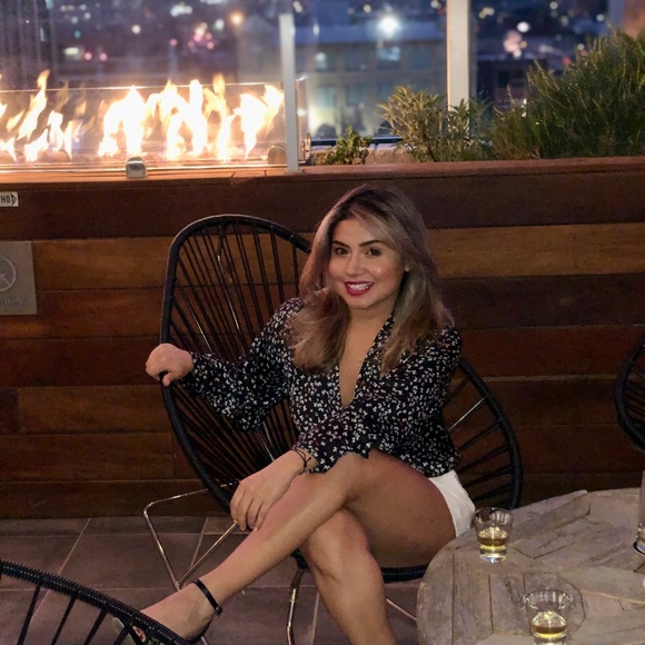 Meet your Posher, Lisa - Picture 5 of 10